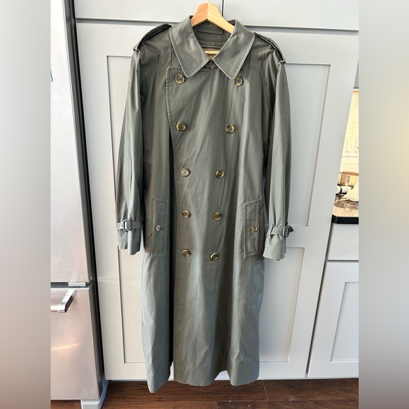Burberrys Men’s Olive Green trench coat with zip out wool lining. Size 40 L - Picture 9 of 16